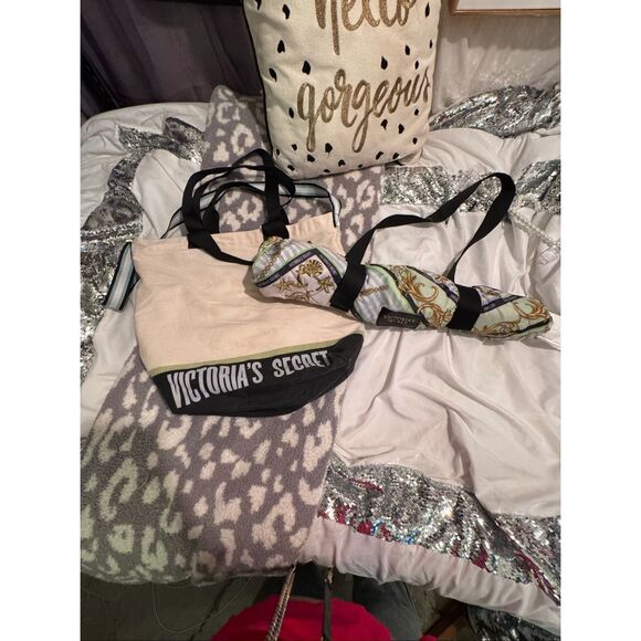 Vintage Victoria’s Secret VS , cooler bag/Pocketbook/tote & packable blanket - Picture 7 of 12